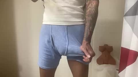 Snapshot of yeahitsrell2 chatting on 23, 4, 2026 Yeahitsrell online show from 23, 4, 2026