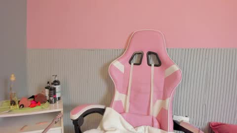 yeika_foxy online show from 27, 3, 2026