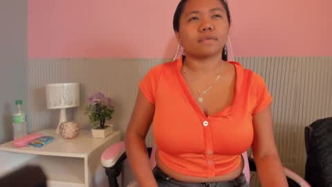yeika_foxy online show from 4, 4, 2026