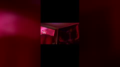 Ella Ts online show from 25, 4, 2026