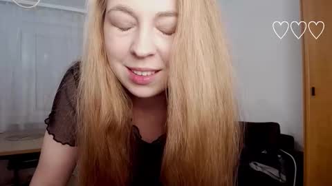 Snapshot of yes_itstrue chatting on 11, 11, 2025 Sasha online show from 11, 11, 2025