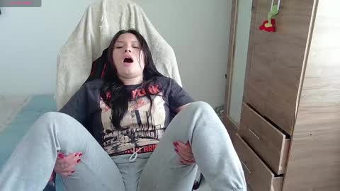 yessica_gomez01 online show from 2, 6, 2026