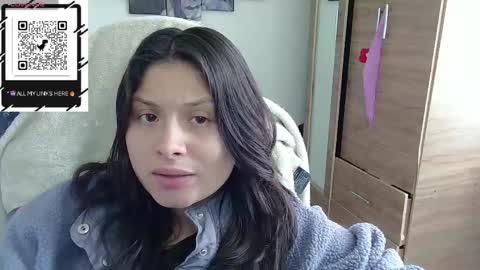 yessica_gomez01 online show from 8, 6, 2026