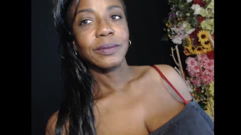 Ms. Mina online show from 28, 11, 2025