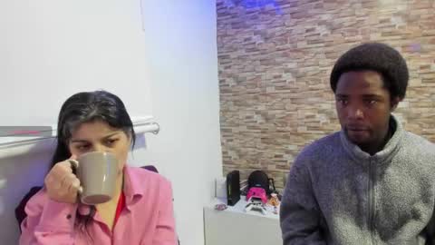 Snapshot of yinyyanghot chatting on 14, 11, 2025 yinyyanghot online show from 14, 11, 2025