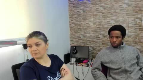 Snapshot of yinyyanghot chatting on 29, 11, 2025 yinyyanghot online show from 29, 11, 2025