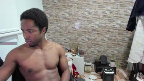 Snapshot of yinyyanghot chatting on 16, 12, 2025 yinyyanghot online show from 16, 12, 2025