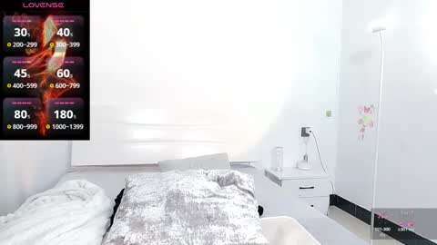 Snapshot of yiwa2025 chatting on 8, 2, 2026 yiwa2025 online show from 8, 2, 2026