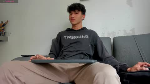 yizus_bonz online show from 22, 7, 2026