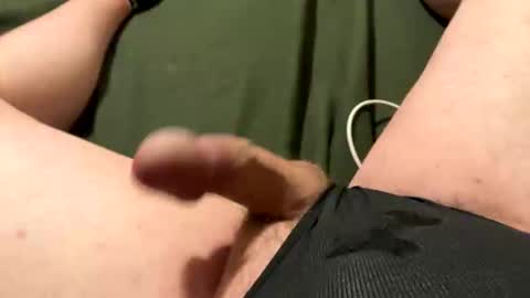 Snapshot of ymcaboy1982 chatting on 27, 10, 2025 Yes I have a huge dick online show from 27, 10, 2025