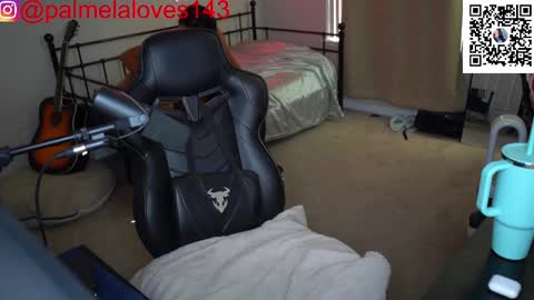 Palmela Handerson online show from 13, 9, 2025