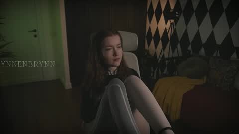 Snapshot of ynnenbrynn chatting on 21, 2, 2025 ynnenbrynn online show from 21, 2, 2025