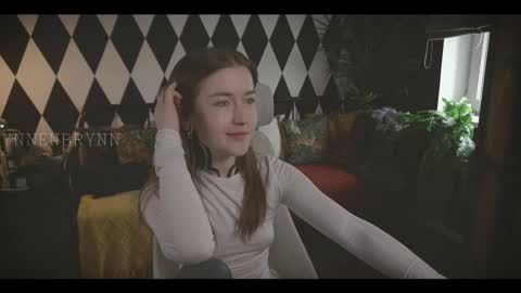 Snapshot of ynnenbrynn chatting on 7, 3, 2025 ynnenbrynn online show from 7, 3, 2025