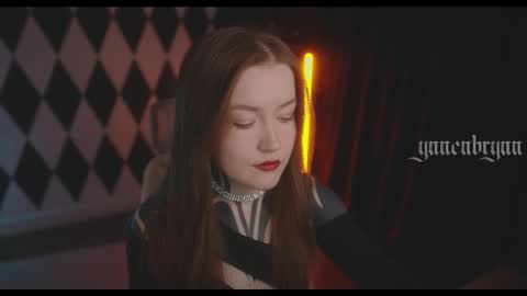 Snapshot of ynnenbrynn chatting on 22, 12, 2025 ynnenbrynn online show from 22, 12, 2025