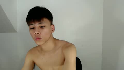 Snapshot of ynotyu chatting on 15, 3, 2026 ynotyu online show from 15, 3, 2026