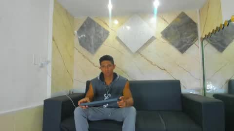 Yoel online show from 3, 6, 2026