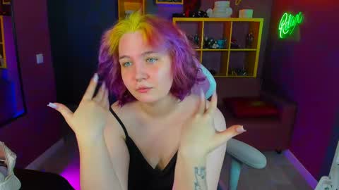 Snapshot of yoki_shizuko chatting on 6, 3, 2025 Yoki online show from 6, 3, 2025