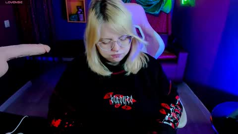 Snapshot of yoki_shizuko chatting on 9, 1, 2026 Yoki online show from 9, 1, 2026