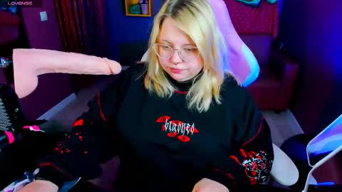 Snapshot of yoki_shizuko chatting on 15, 1, 2026 Yoki online show from 15, 1, 2026