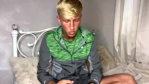 Snapshot of yorkshirelad208 chatting on 3, 11, 2025 Harrison online show from 3, 11, 2025