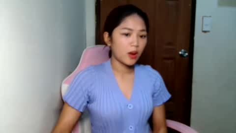Snapshot of yosufloversweet chatting on 3, 6, 2026 fin online show from 3, 6, 2026