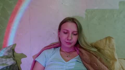 Snapshot of you_cant_forget chatting on 17, 9, 2025 you_cant_forget online show from 17, 9, 2025