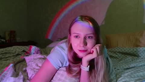 Snapshot of you_cant_forget chatting on 13, 10, 2025 you_cant_forget online show from 13, 10, 2025