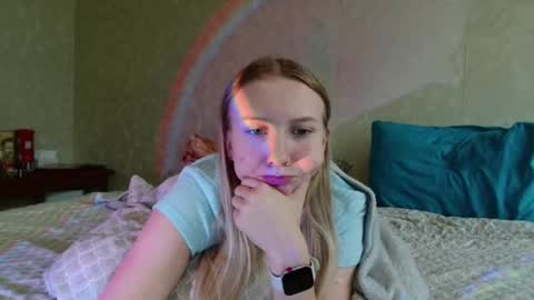 Snapshot of you_cant_forget chatting on 20, 10, 2025 you_cant_forget online show from 20, 10, 2025
