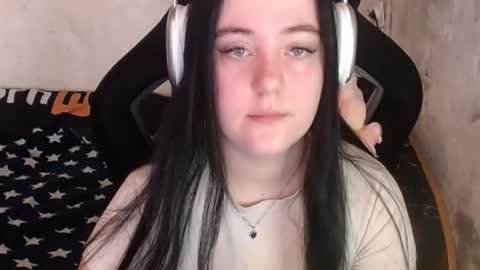 your_8a8y online show from 17, 12, 2025