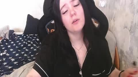 your_8a8y online show from 15, 4, 2026