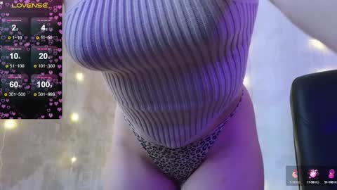 Snapshot of your__passion chatting on 1, 1, 2025 Im ur Passion online show from 1, 1, 2025