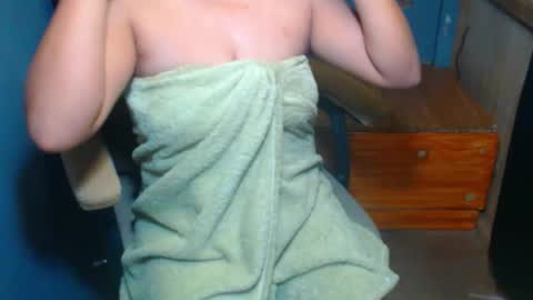 Snapshot of your_bootybabe chatting on 19, 10, 2025 your_bootybabe online show from 19, 10, 2025