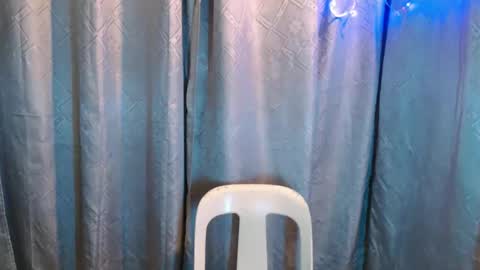 Snapshot of your_diane chatting on 27, 2, 2025 Diane online show from 27, 2, 2025