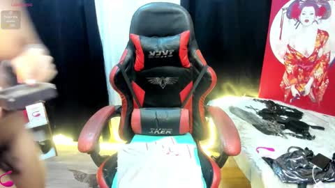 YourSeductiveWife online show from 16, 9, 2025