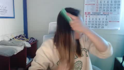 your_dreamgirlxxx69 online show from 3, 2, 2025