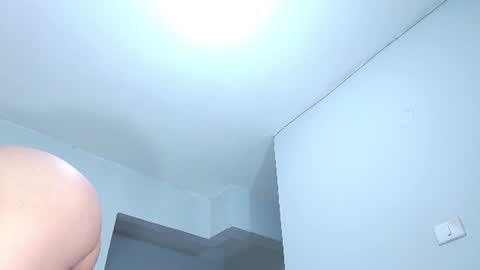 Snapshot of your_latin_girl chatting on 18, 6, 2026 your_latin_girl online show from 18, 6, 2026