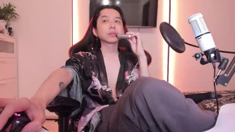 Snapshot of your_little_twink chatting on 30, 11, 2025 Han online show from 30, 11, 2025