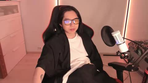 Snapshot of your_little_twink chatting on 8, 1, 2026 Han online show from 8, 1, 2026