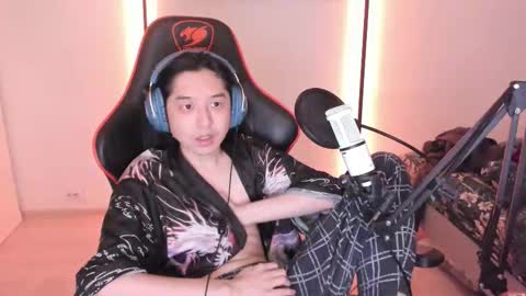 Snapshot of your_little_twink chatting on 13, 1, 2026 Han online show from 13, 1, 2026