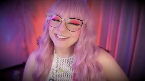 Cami independent model online show from 27, 3, 2026