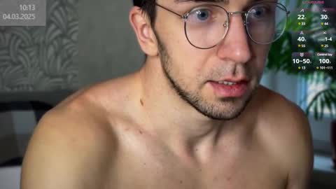 Snapshot of your_new_boyfriend17 chatting on 4, 3, 2025 Your new boyfriend17 online show from 4, 3, 2025