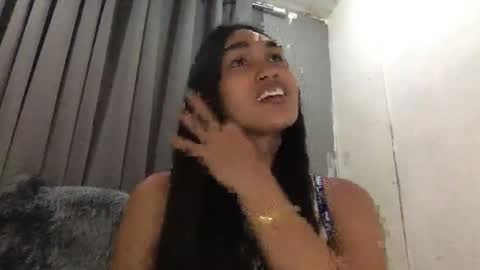 Miss Larah online show from 14, 5, 2026