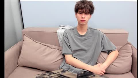 Snapshot of your_shy_guy chatting on 29, 10, 2025 your_shy_guy online show from 29, 10, 2025