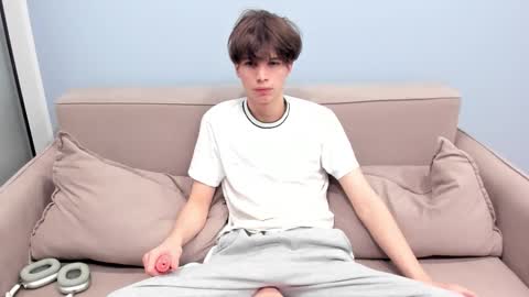 Snapshot of your_shy_guy chatting on 20, 2, 2026 your_shy_guy online show from 20, 2, 2026