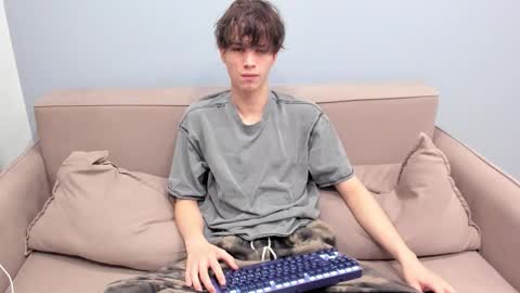 Snapshot of your_shy_guy chatting on 21, 2, 2026 your_shy_guy online show from 21, 2, 2026