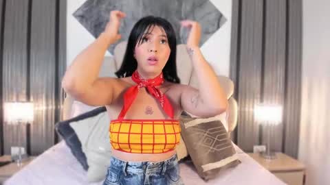 Danna  online show from 4, 10, 2025