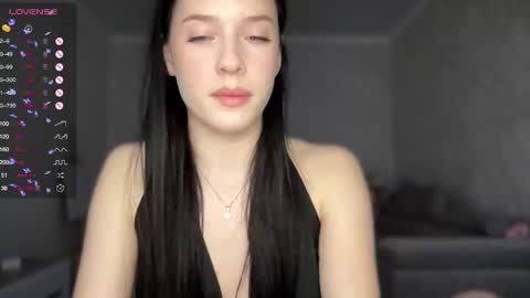 Mia  online show from 23, 1, 2025