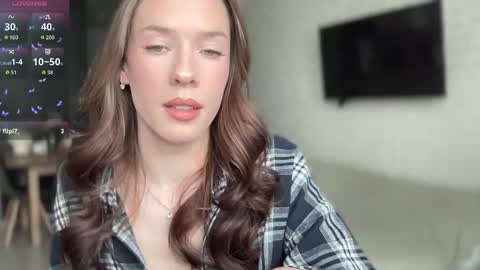 Mia  online show from 14, 4, 2026