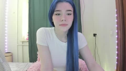 Snapshot of your_tender_doll chatting on 4, 6, 2026 Alice online show from 4, 6, 2026