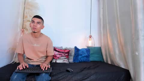 Angel online show from 8, 5, 2026